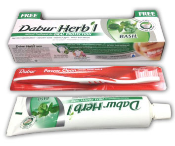 Dabur Vatika / Зубная паста Herbal &quot;С базиликом&quot; 150 г + зубная щетка в подарок